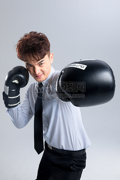 职场新人面试怎么准备更稳妥(图1) 职场新人面试怎么准备更稳妥