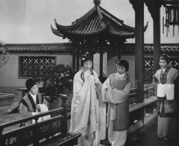 林黛玉的抱怨与宝钗的回应，红楼梦中人际关系的微妙解读(图5)